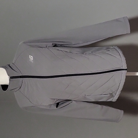 New Balance Gray Water Resistant Fleece Lined Soft Shell Jacket - Size M - Picture 1 of 6